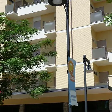 Levante 2*