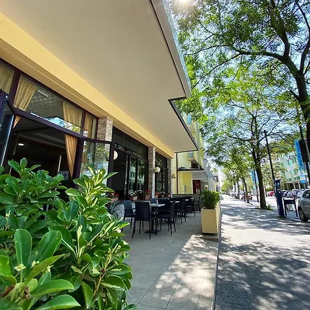 Levante Отель 2*