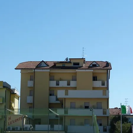 Levante Отель Гаттео-а-Маре