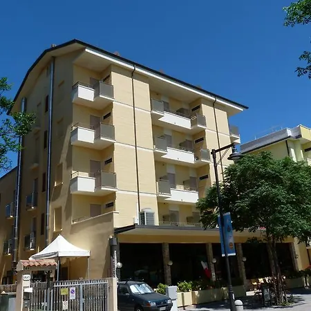 Levante Отель 2*